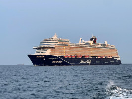 Klaipėdą pasiekė moderniausias kruizinis laivas „Mein Schiff 7“
