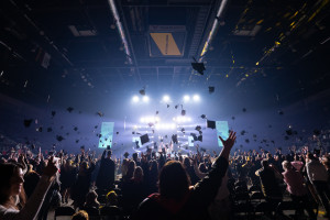 Matomi ir pasirengę: dar pusė tūkstančio Klaipėdos universiteto absolventų gavo diplomus