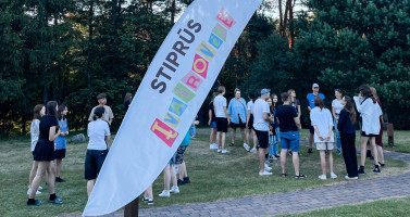 Kviečiami jaunuoliai dalyvauti nemokamuose vasaros mokymuose „Stiprūs įvairovėje“